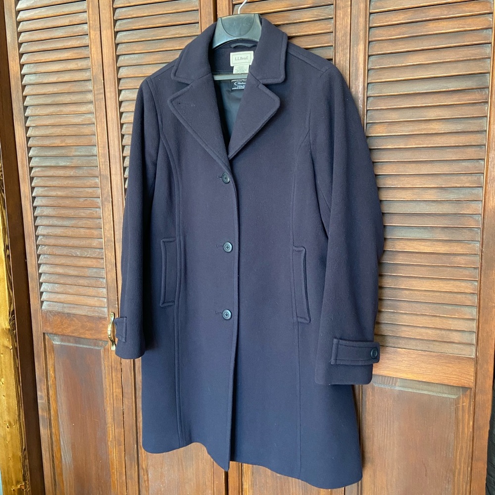L.L. Bean Long 100% Wool Polo Coat - women’s 14